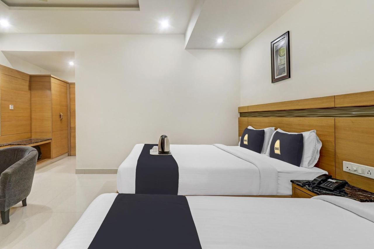 Hotel U.T.Elite Bangalore Esterno foto